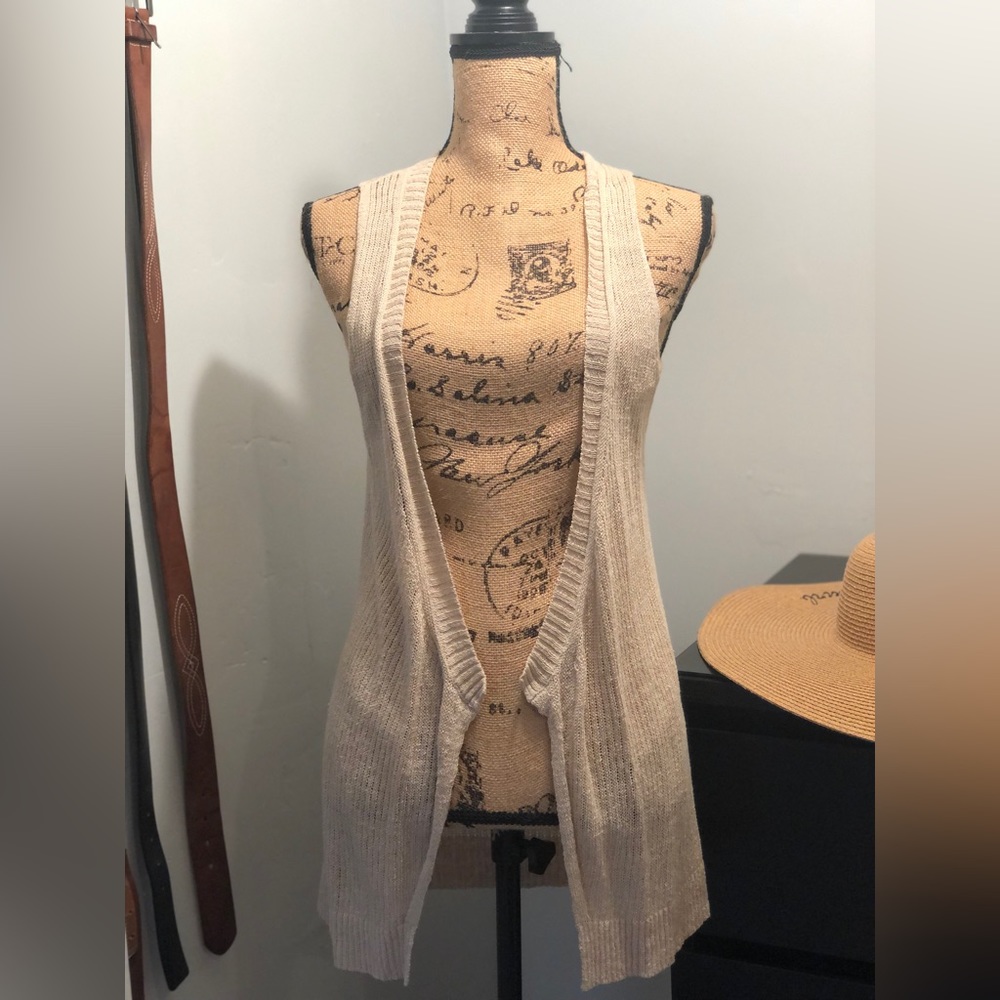 Knit vest